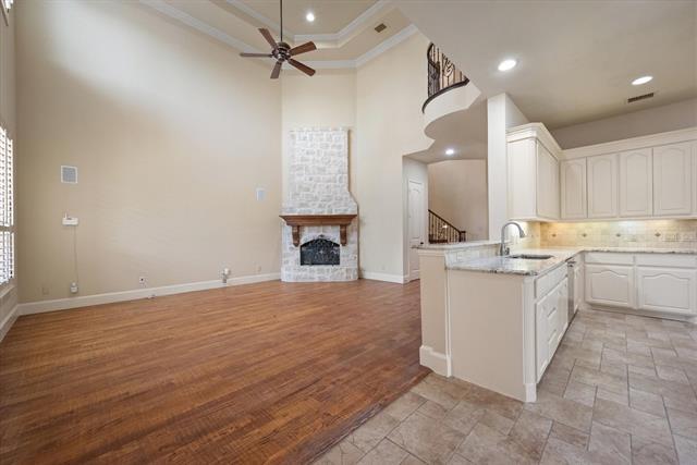 Building Photo - 10941 Yorkshire Ln