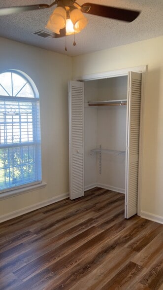 Building Photo - 3622 Pebble Creek Dr