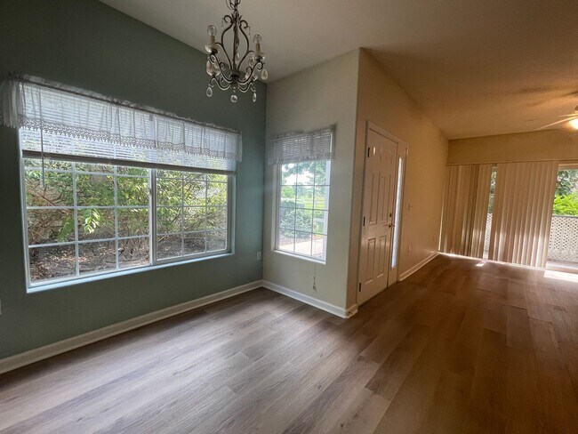 Building Photo - Great Miramonte Ranch Condo - Available Se...