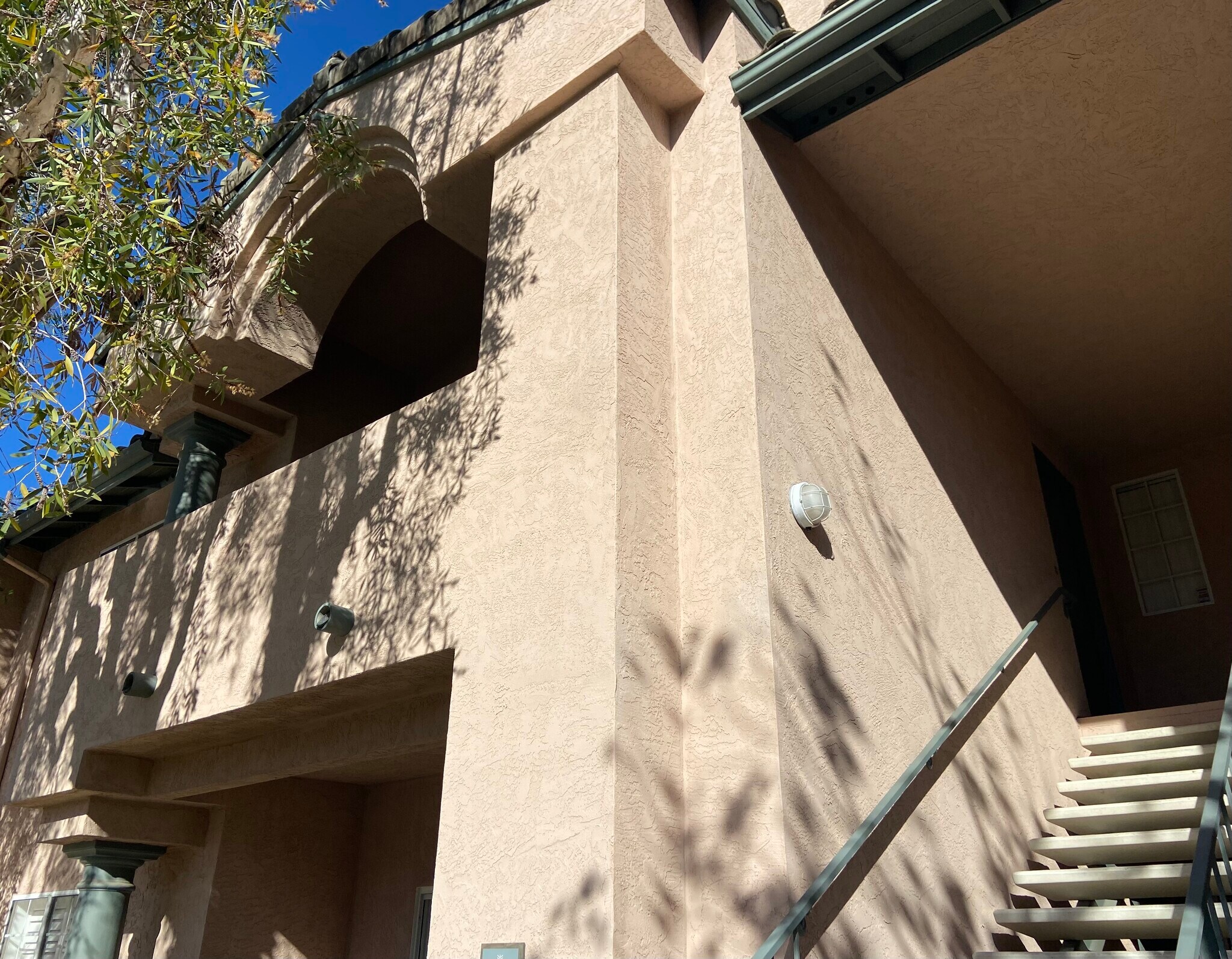 Building Photo - 17161 Alva Rd