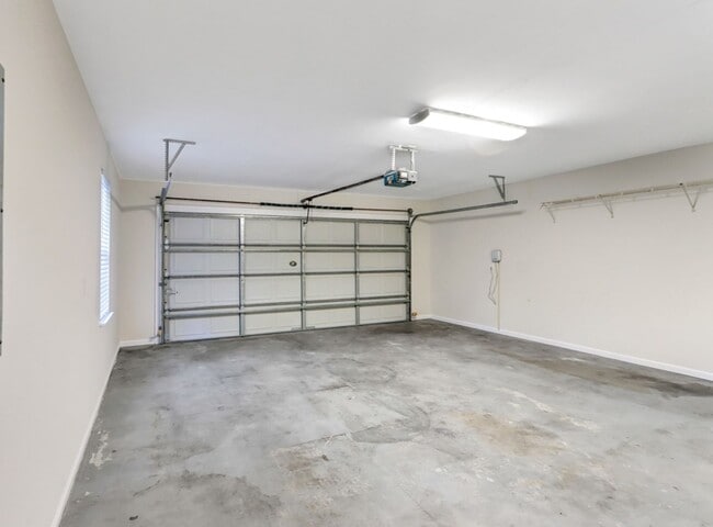 Building Photo - 114 Egrets Way Ln