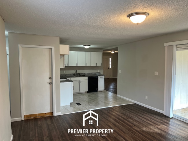 Building Photo - 239 Wilbanks Rd