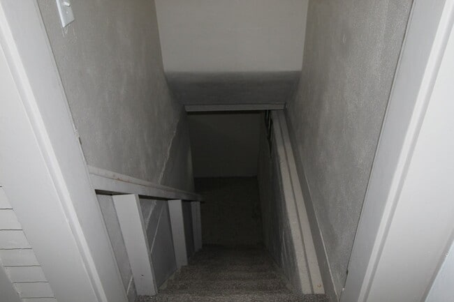 Building Photo - 4711 N Regal St