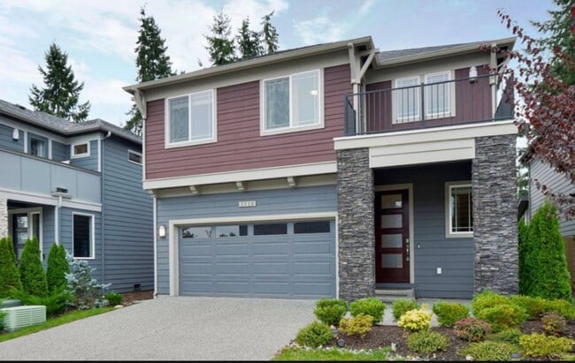 Primary Photo - Upscale Bothell home in quiet Neighborhood!