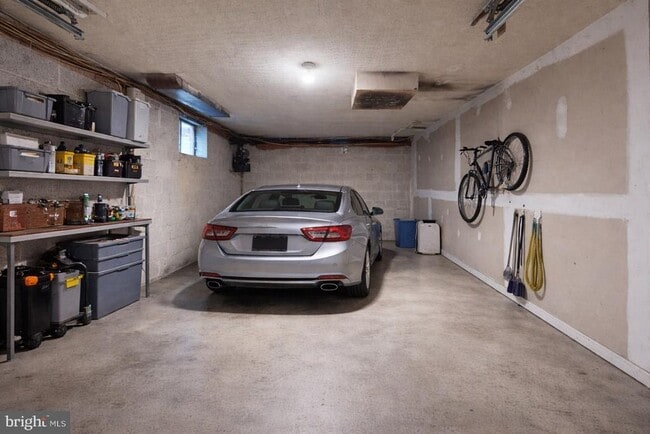 Building Photo - 3507 27th Ave