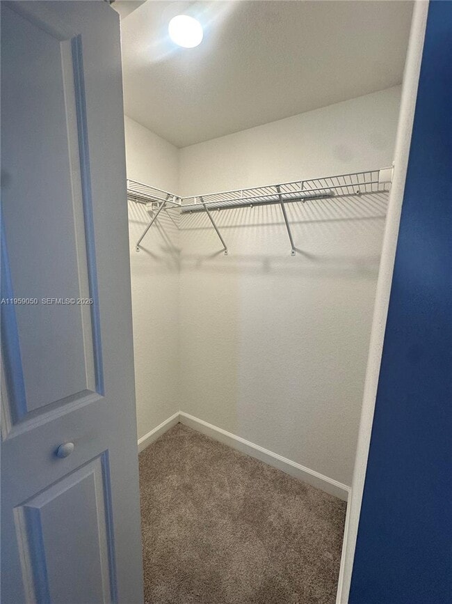 Building Photo - 2616 SE 28th Dr