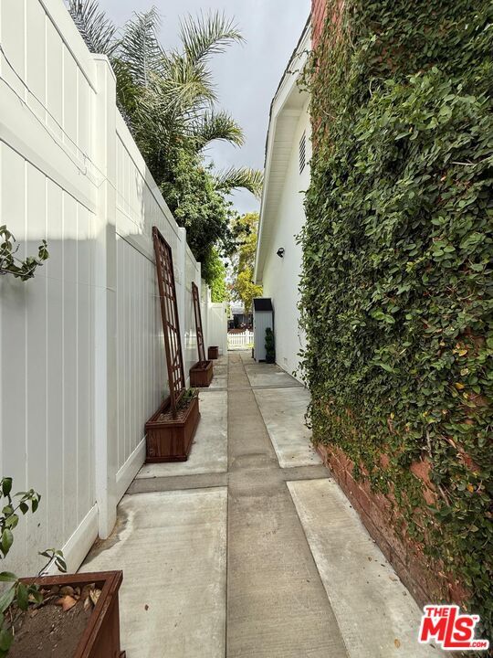 Building Photo - 20748 Stagg St