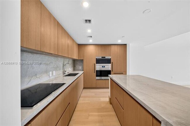 Building Photo - 1176 97th St