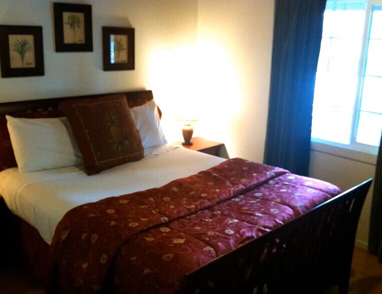 Building Photo - 41387 Lahontan Dr