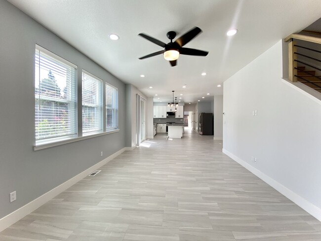 Building Photo - OPEN HOUSE SATURDAY OCT 19th FROM 1 - 3 PM...