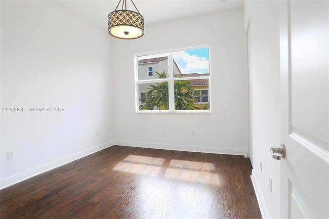 Building Photo - 12453 NW 17th Manor