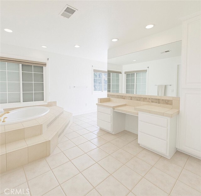 Building Photo - 42980 Cll Montecello