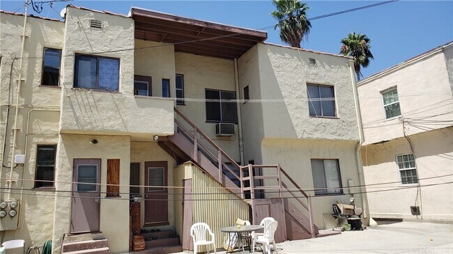 Building Photo - 622 Naranja Dr