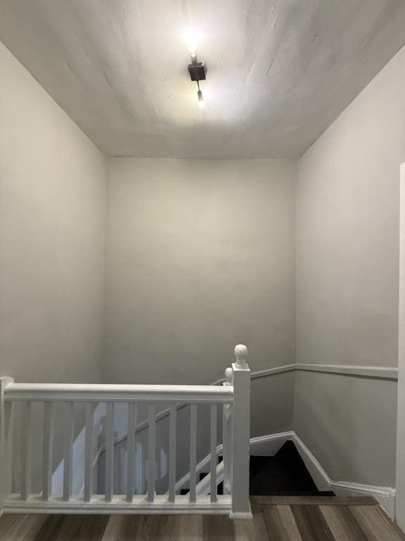 Building Photo - 5340 Maple Ave