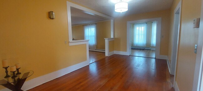 Building Photo - 1614 Eldridge Ave