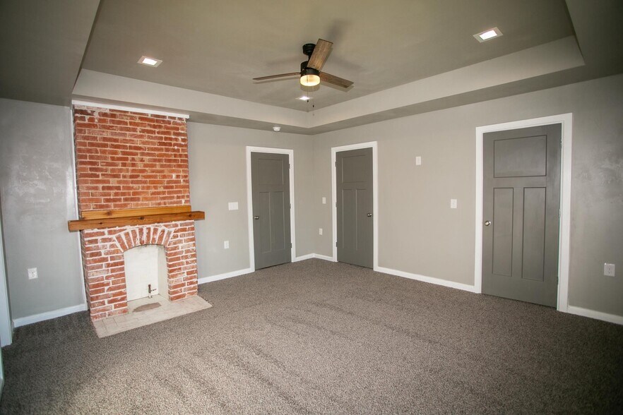 Building Photo - 1329 NW 19th St