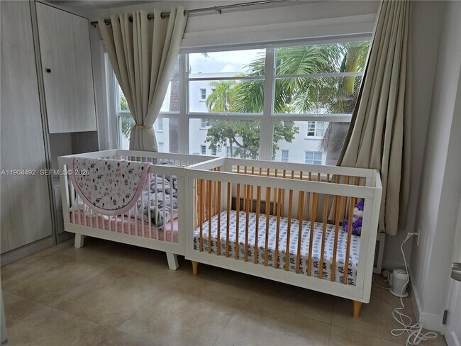 Building Photo - 1498 Jefferson Ave