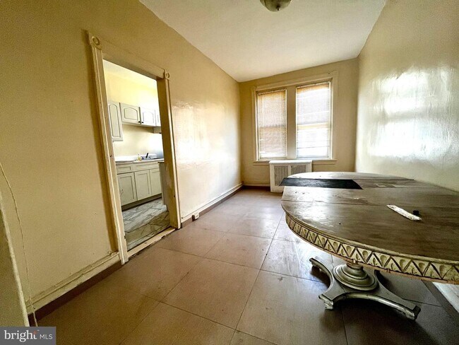 Building Photo - 2914 N Judson St