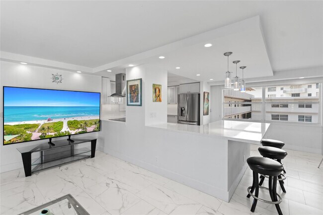 Building Photo - 121 Golden Isles Dr