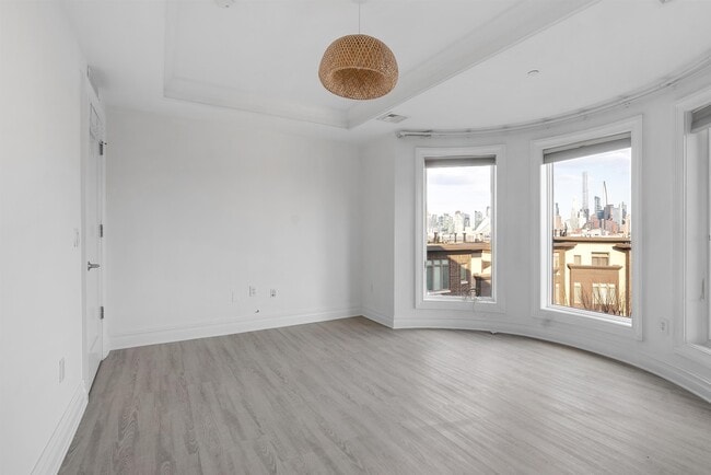 Building Photo - 34 Cambridge Wy