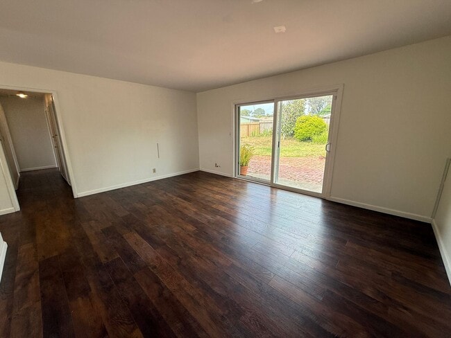 Building Photo - 1741 Lahoud Dr
