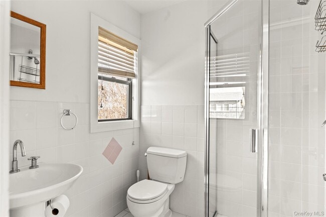 Building Photo - 35 Sloop Walk