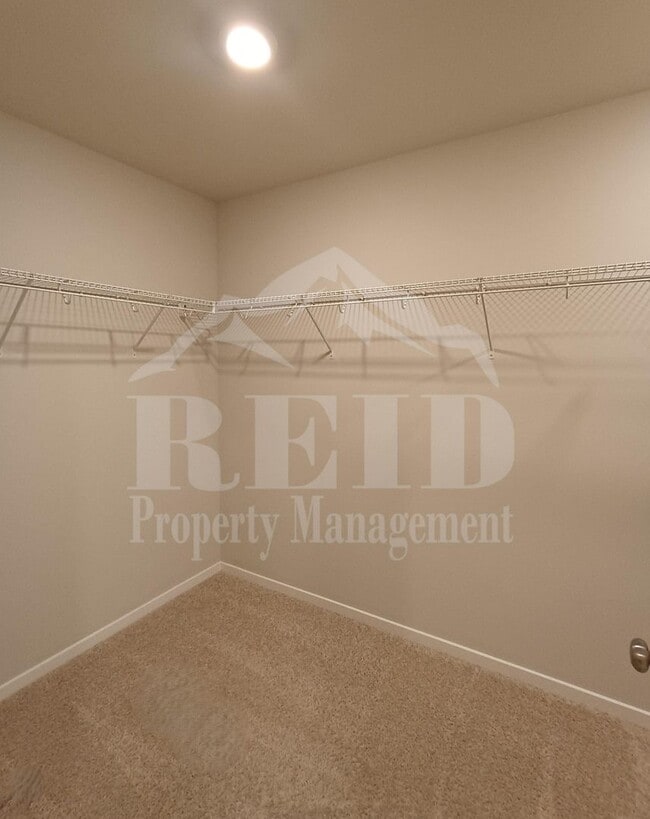 Building Photo - 6453 Hornet Cir NE