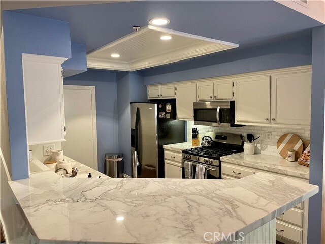 Building Photo - 83 Breakers Ln