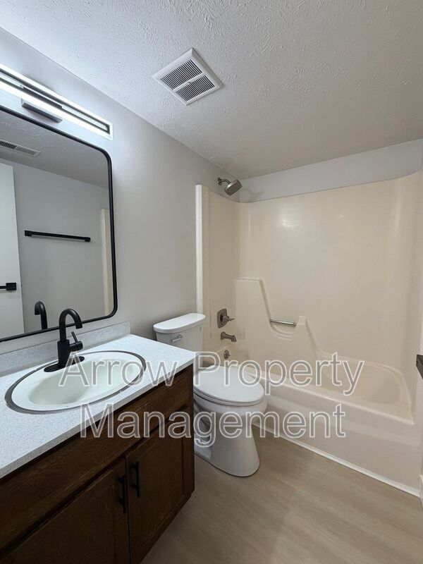 Building Photo - 3629 N 60th St