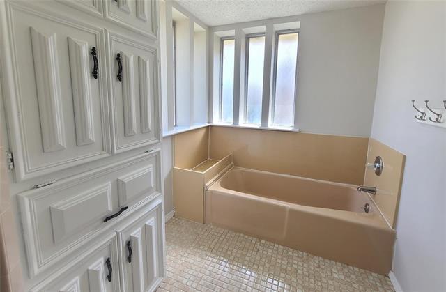 Building Photo - 7519 Ravenswood Rd