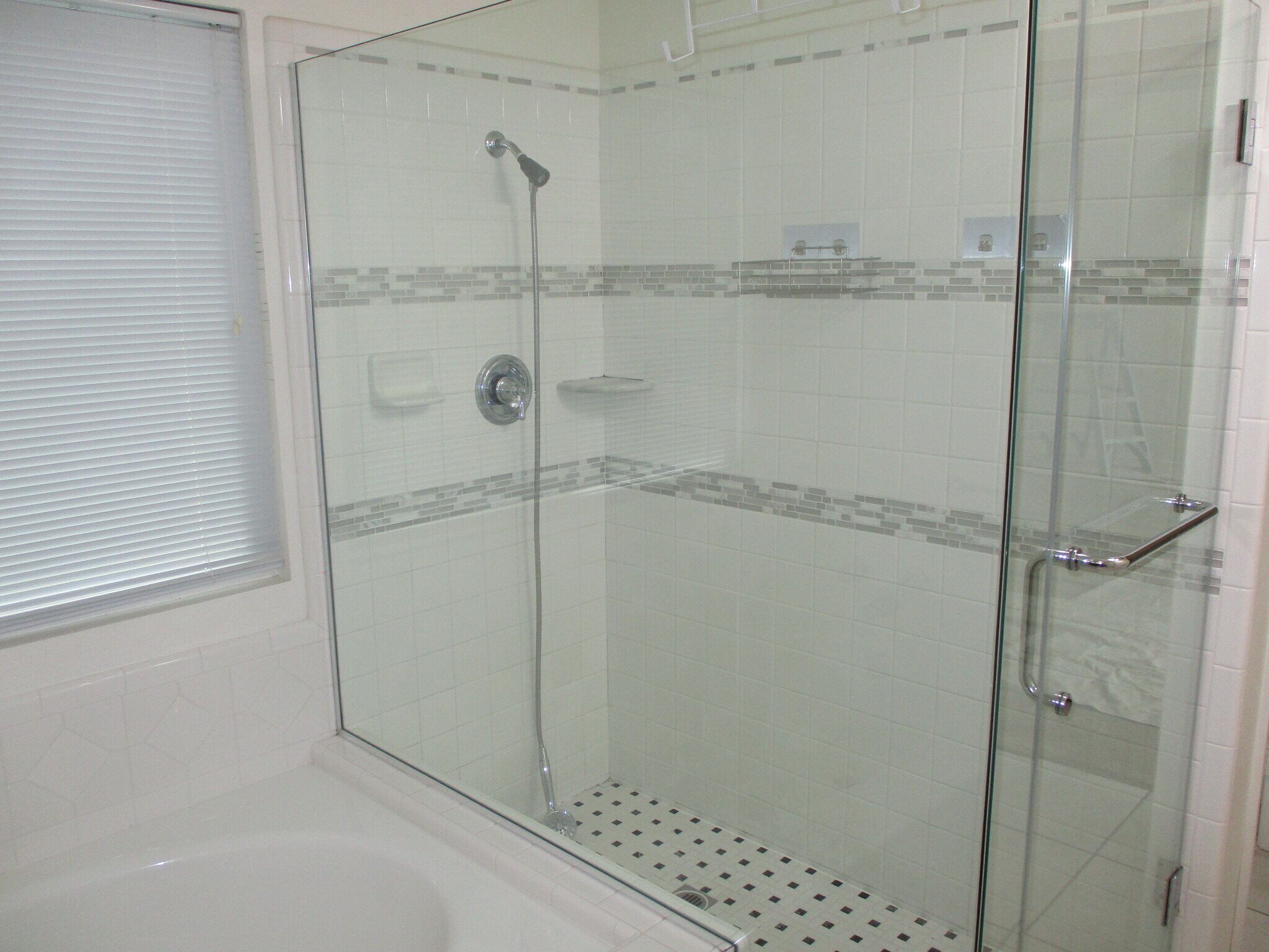 Building Photo - 3155 Crazy Horse Dr