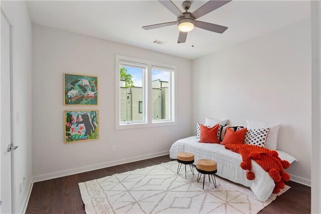 Building Photo - 415 Gartrell St SE