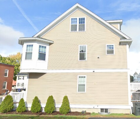 Building Photo - 23 Weitz St