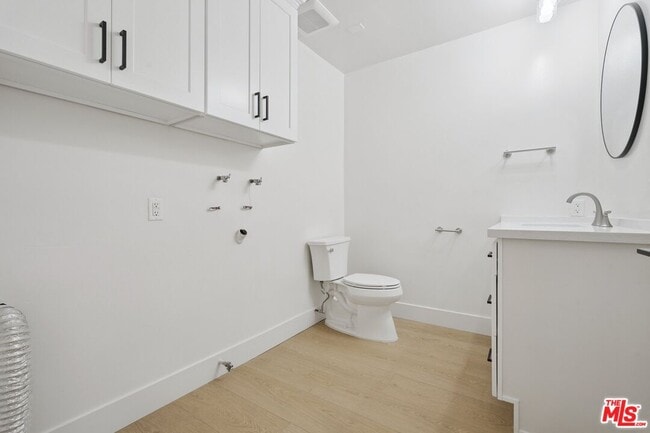 Building Photo - 1133 22nd St