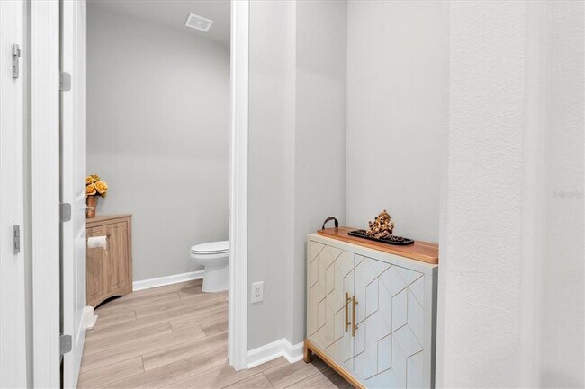 Building Photo - 6353 Timberdale Ave