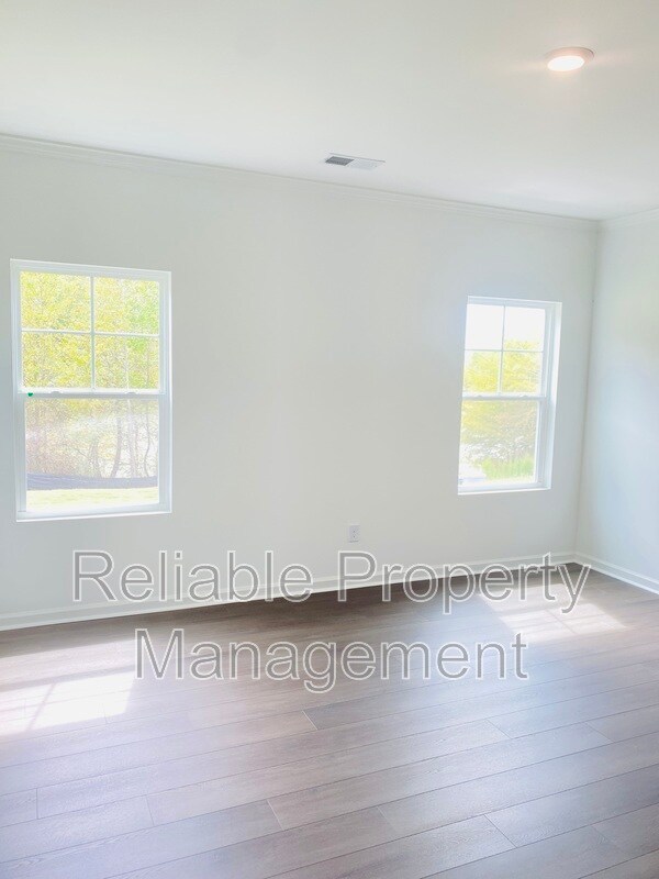 Building Photo - 651 Roy Adams Rd