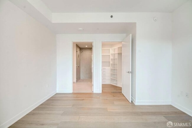 Building Photo - 280 Spear St
