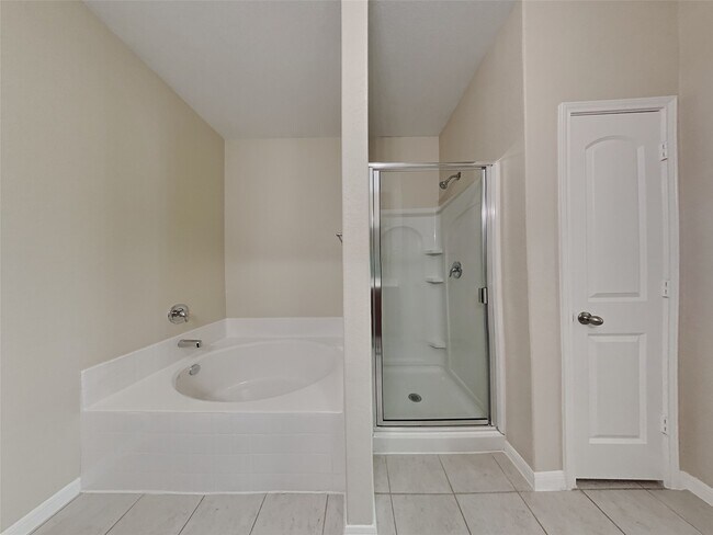 Building Photo - 692 Totem Trail Dr