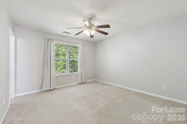Building Photo - 124 Clydesdale Ct