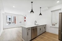 Building Photo - 1834 N 18th St