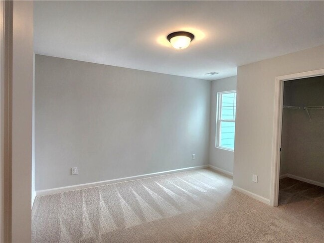 Building Photo - 848 Leraes Way