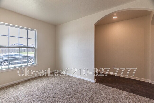 Building Photo - 15266 Snug Harbor Way