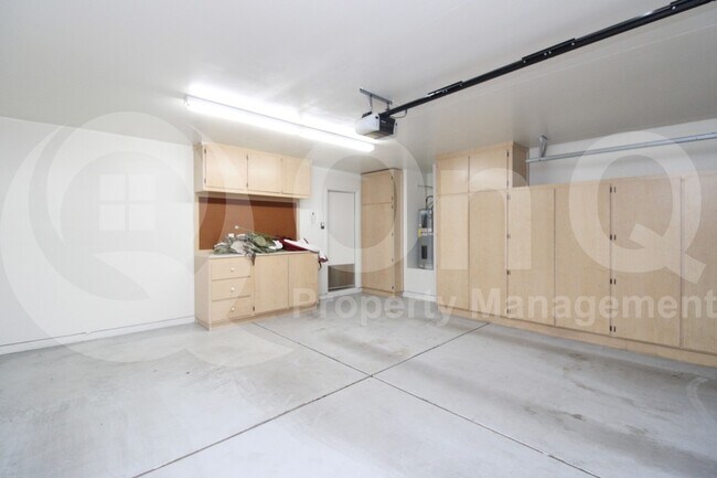 Building Photo - 3694 E Jasper Dr
