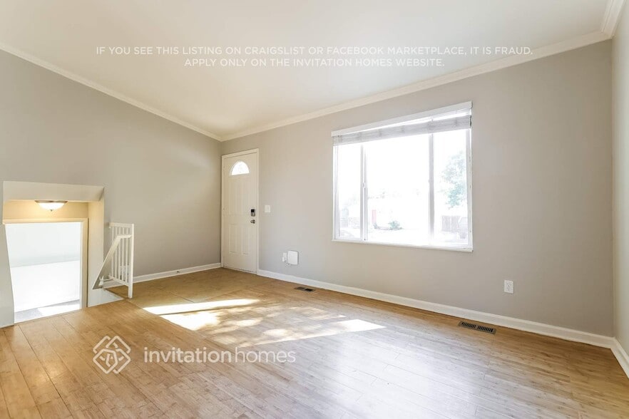 Building Photo - 4817 S Pitkin Way