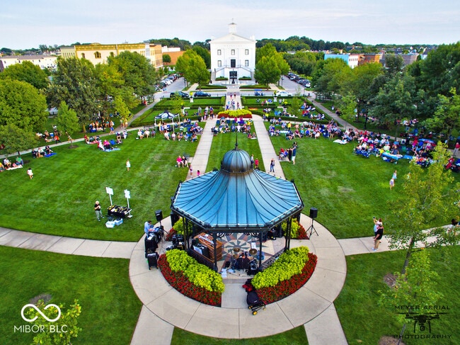 Building Photo - 2068 Broughton St