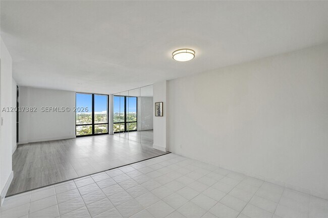 Building Photo - 1600 S Ocean Dr