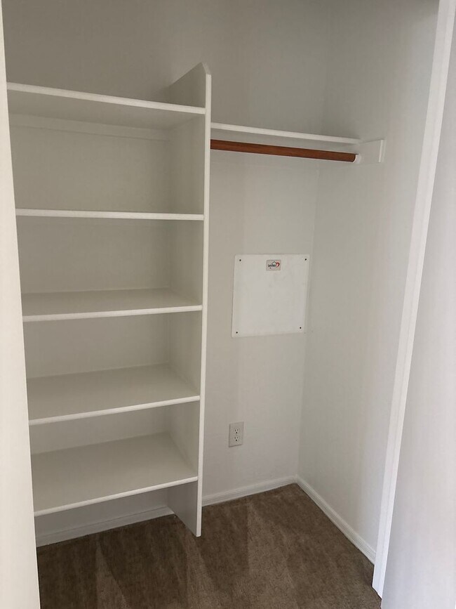 Building Photo - Home For Rent- Sunset Vista