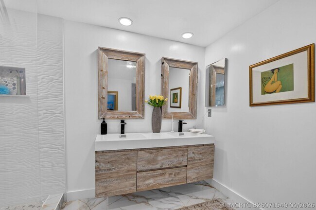 Building Photo - 7622 Elm Ridge Dr