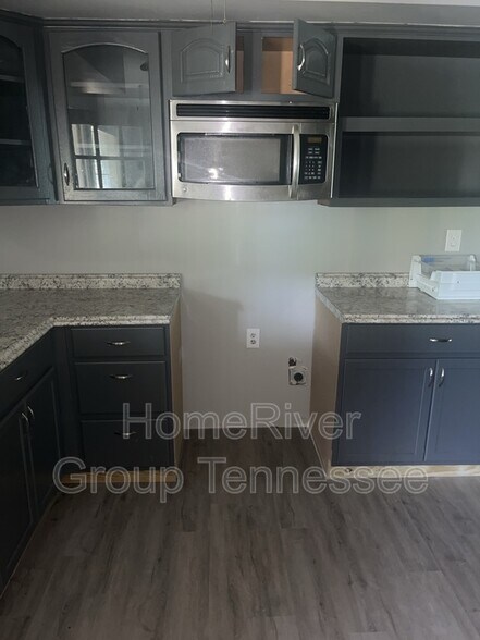 Building Photo - 5080 Fernleaf Ave