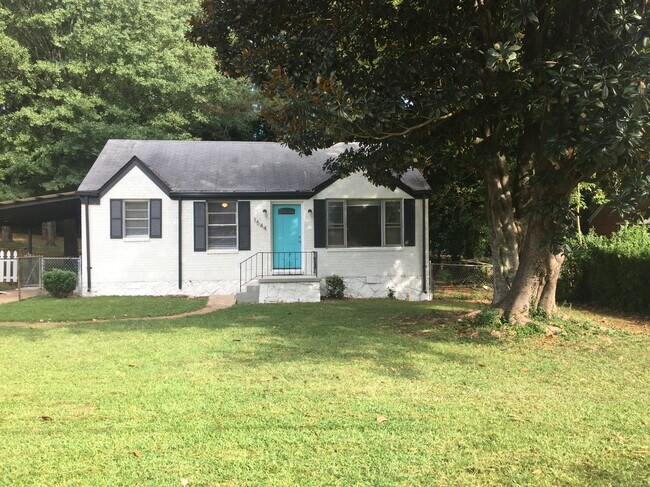 Building Photo - 1544 Columbia Cir